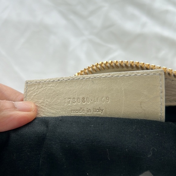 Authentic Balenciaga Large Satchel - Picture 11 of 11